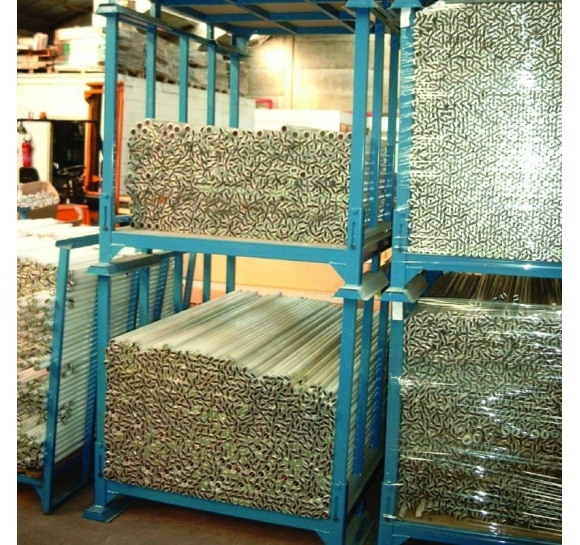 Palette à ridelles fixes stockage tubes n&a