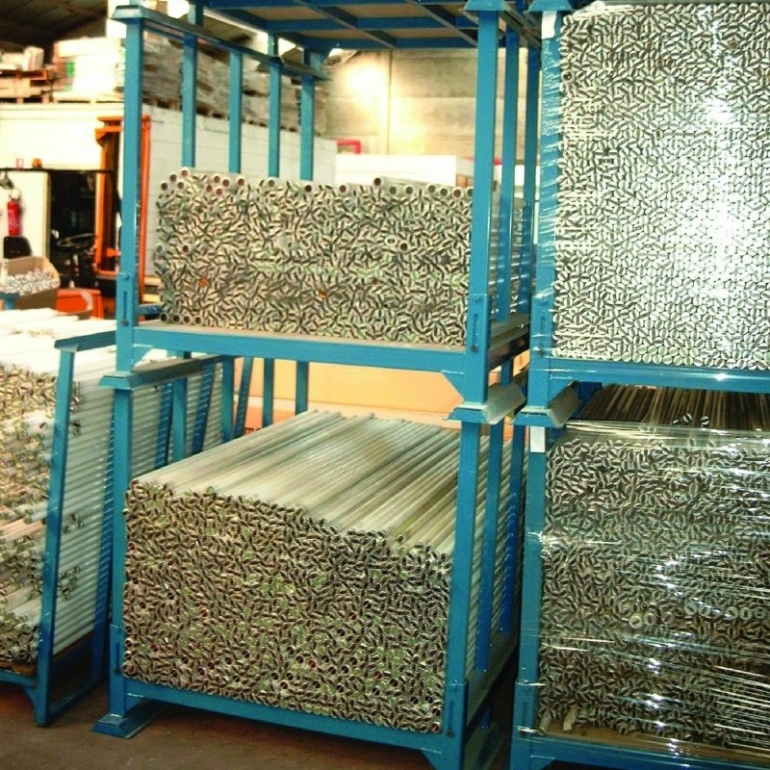 Palette à ridelles fixes stockage tubes n&a